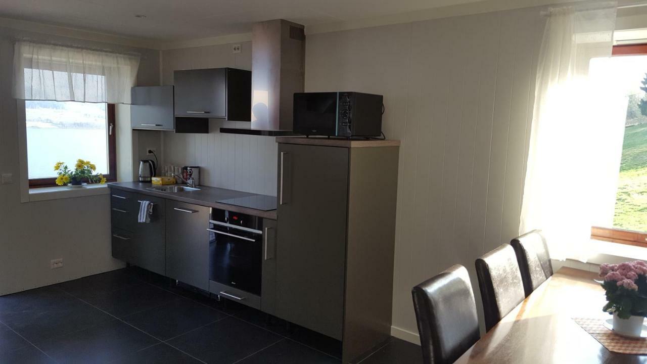 Steinsgrenda Kvernesfjorden Apartments מראה חיצוני תמונה